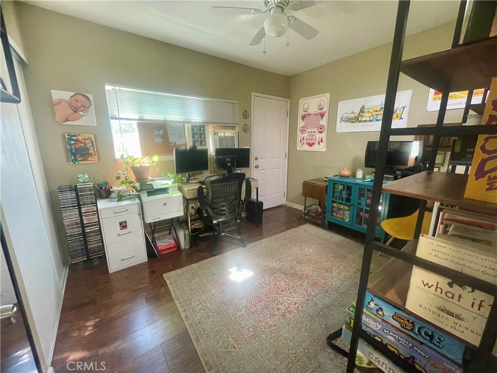 9372 Peach Avenue Property Photo 11