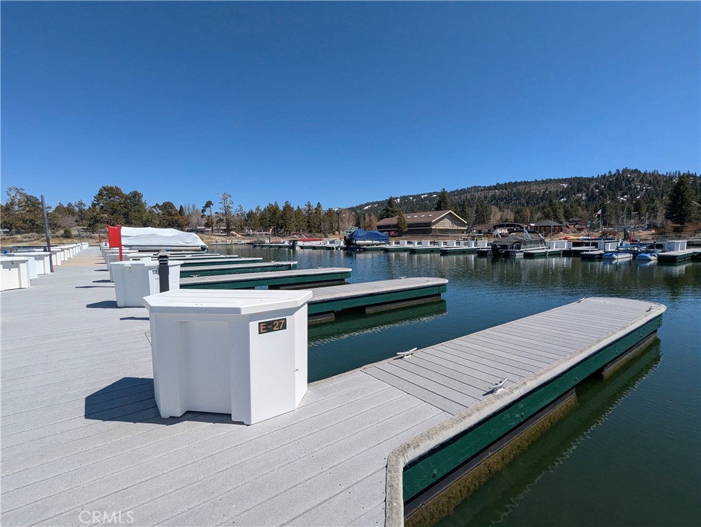 400 Pine Knot Avenue Property Photo 2