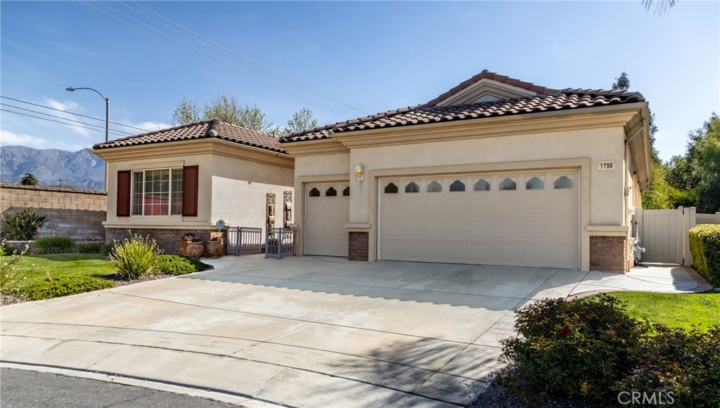 1798 La Cantera Way Property Photo 4