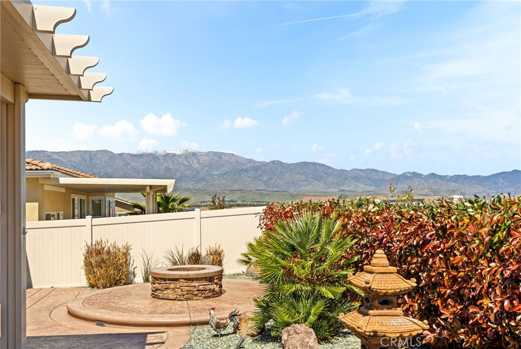 460 Whitney Peak Property Photo 30