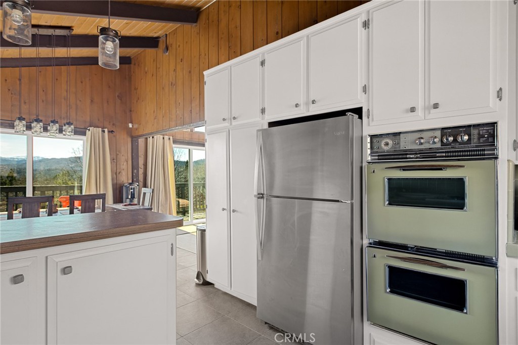 27994 W Shore Road Property Photo 12