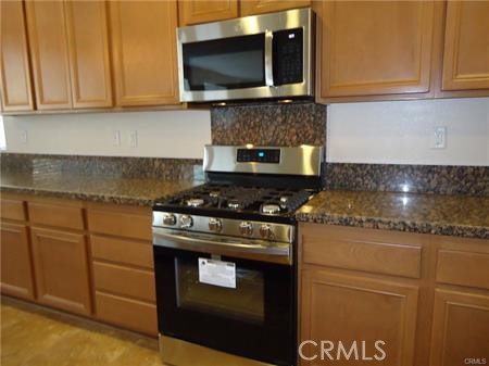 6370 Ashton Court Property Photo 9