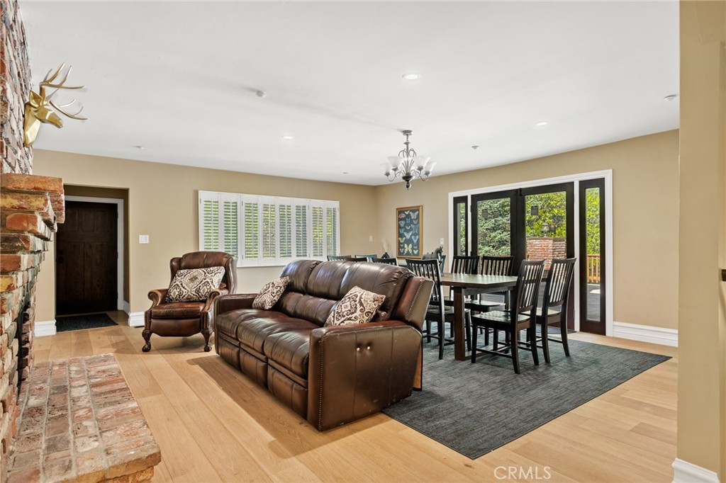 28525 Sycamore Drive Property Photo 15