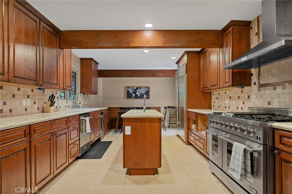 28525 Sycamore Drive Property Photo 16
