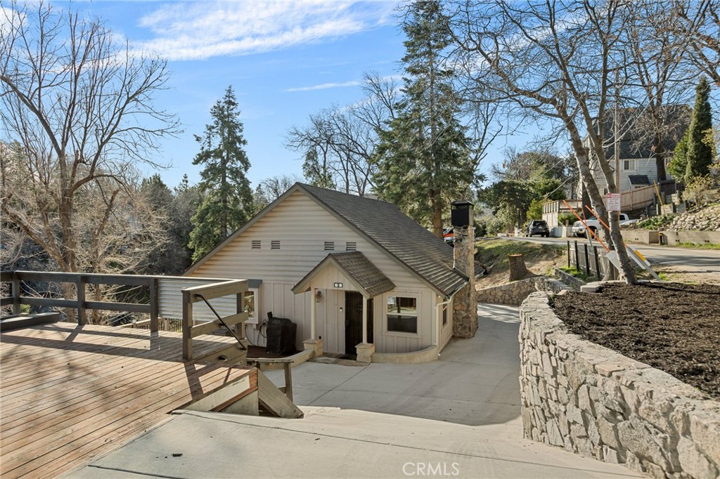 29230 Lake View Drive Property Photo 3