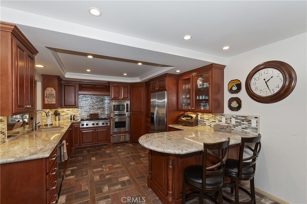 28018 Peninsula Property Photo 11