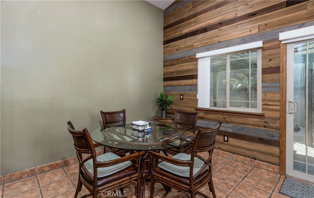 26301 Cardigan Place Property Photo 6