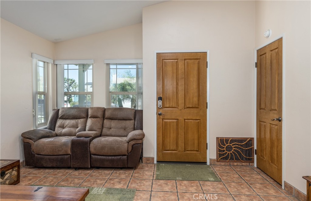 26301 Cardigan Place Property Photo 8