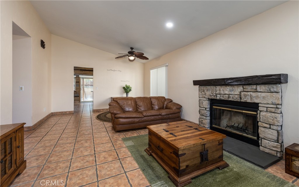 26301 Cardigan Place Property Photo 9