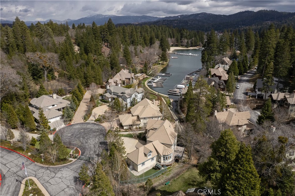 27539 Meadow Cove Court Property Photo 1