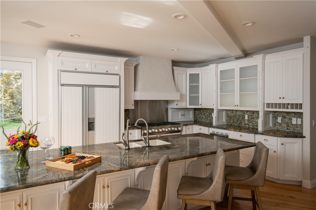 27539 Meadow Cove Court Property Photo 15