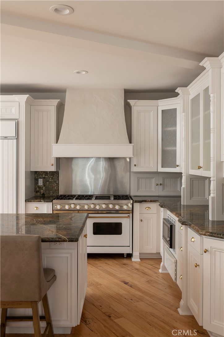 27539 Meadow Cove Court Property Photo 16