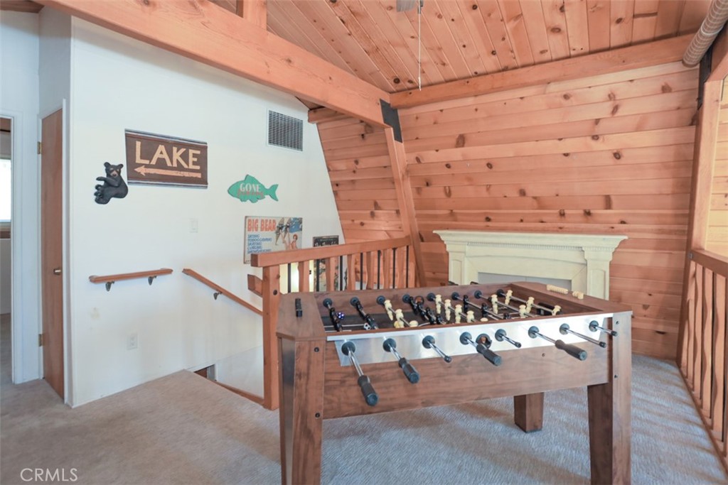 1019 Feather Mountain Drive Property Photo 9