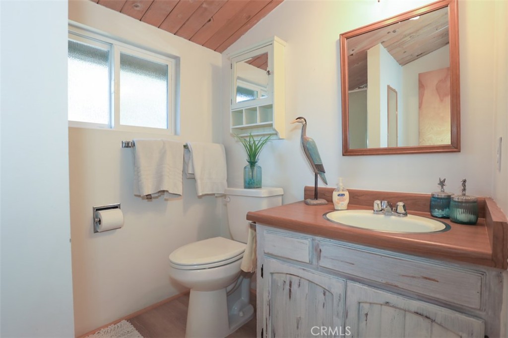 1019 Feather Mountain Drive Property Photo 10