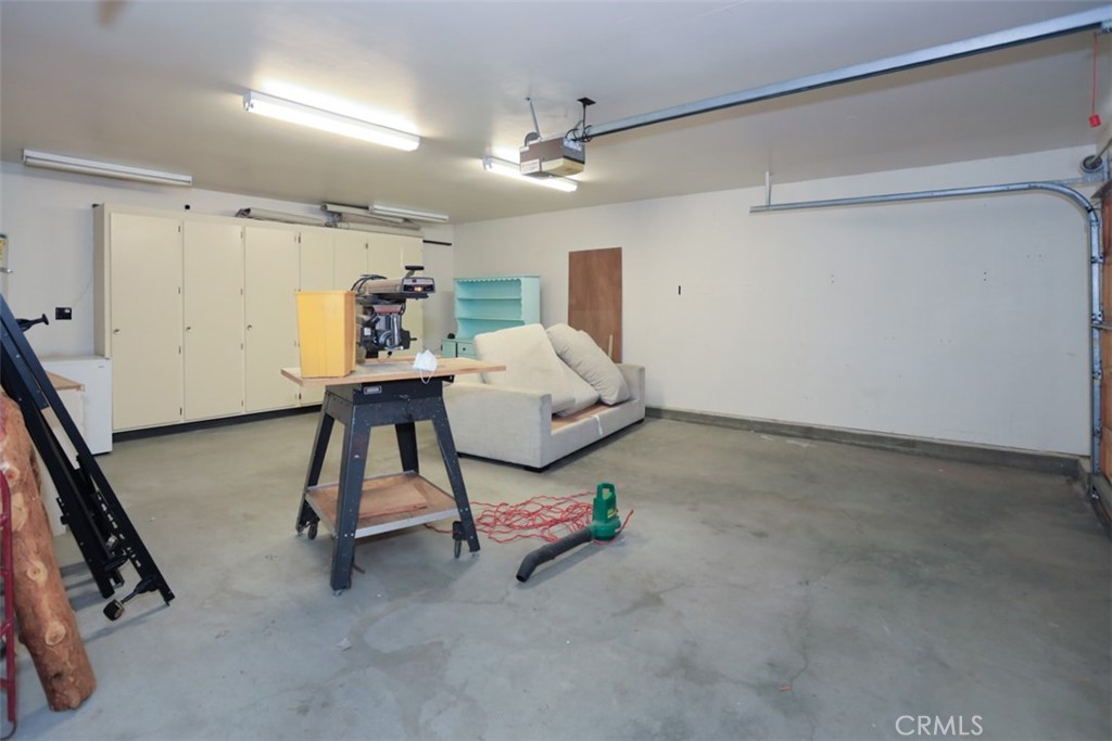 1019 Feather Mountain Drive Property Photo 22