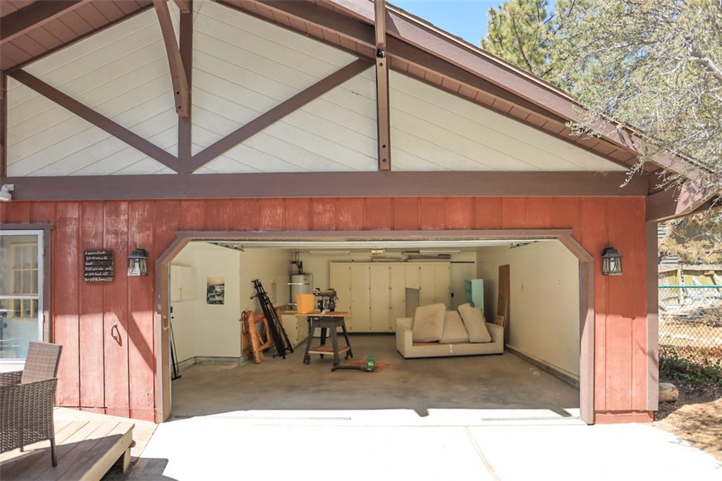 1019 Feather Mountain Drive Property Photo 26