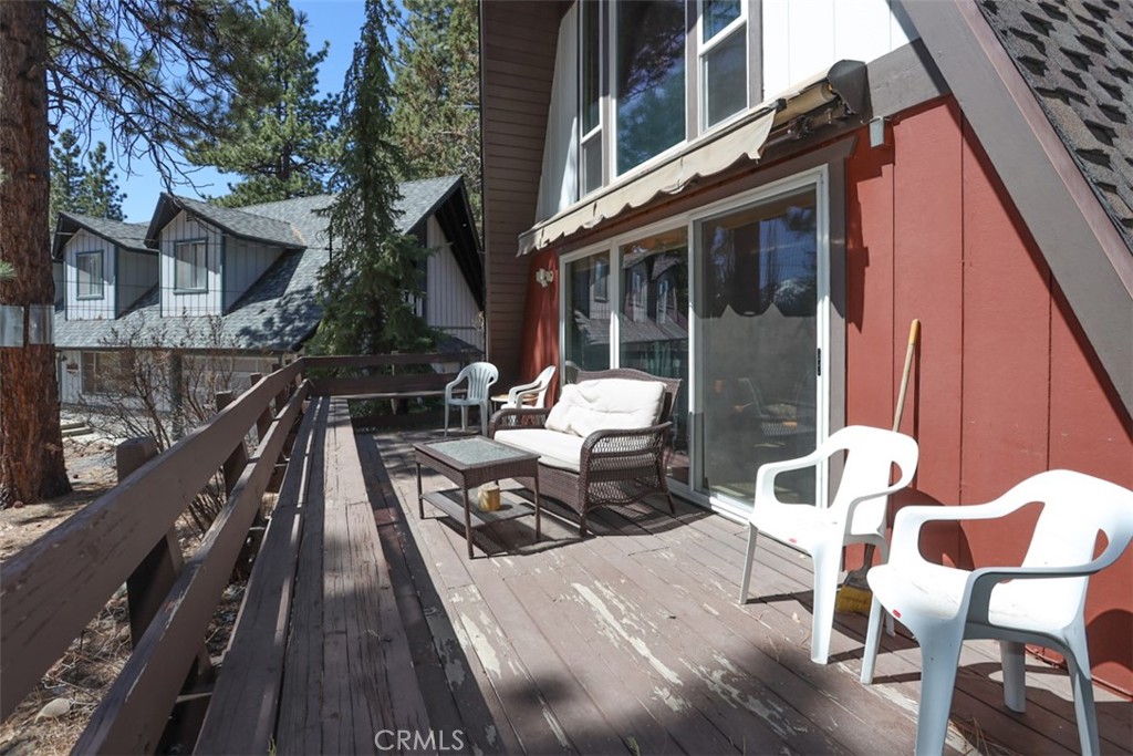 1019 Feather Mountain Drive Property Photo 32