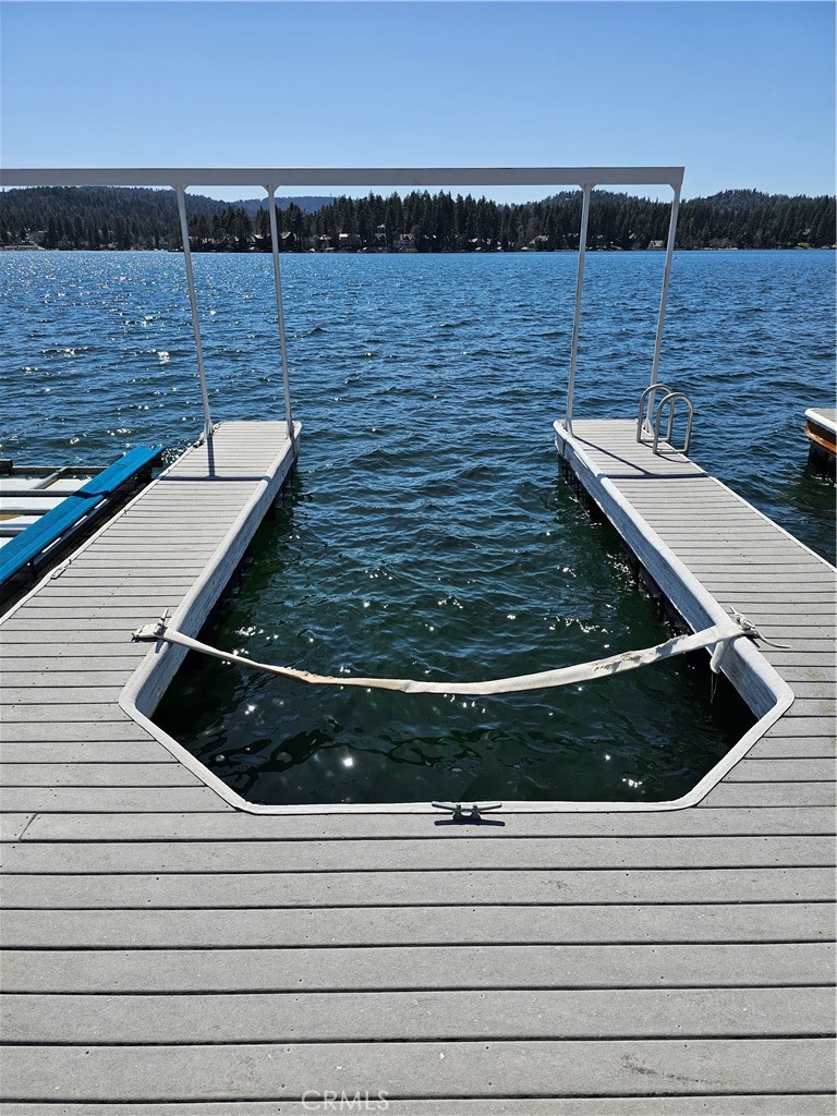 295 Dock N 295 B Property Photo 4