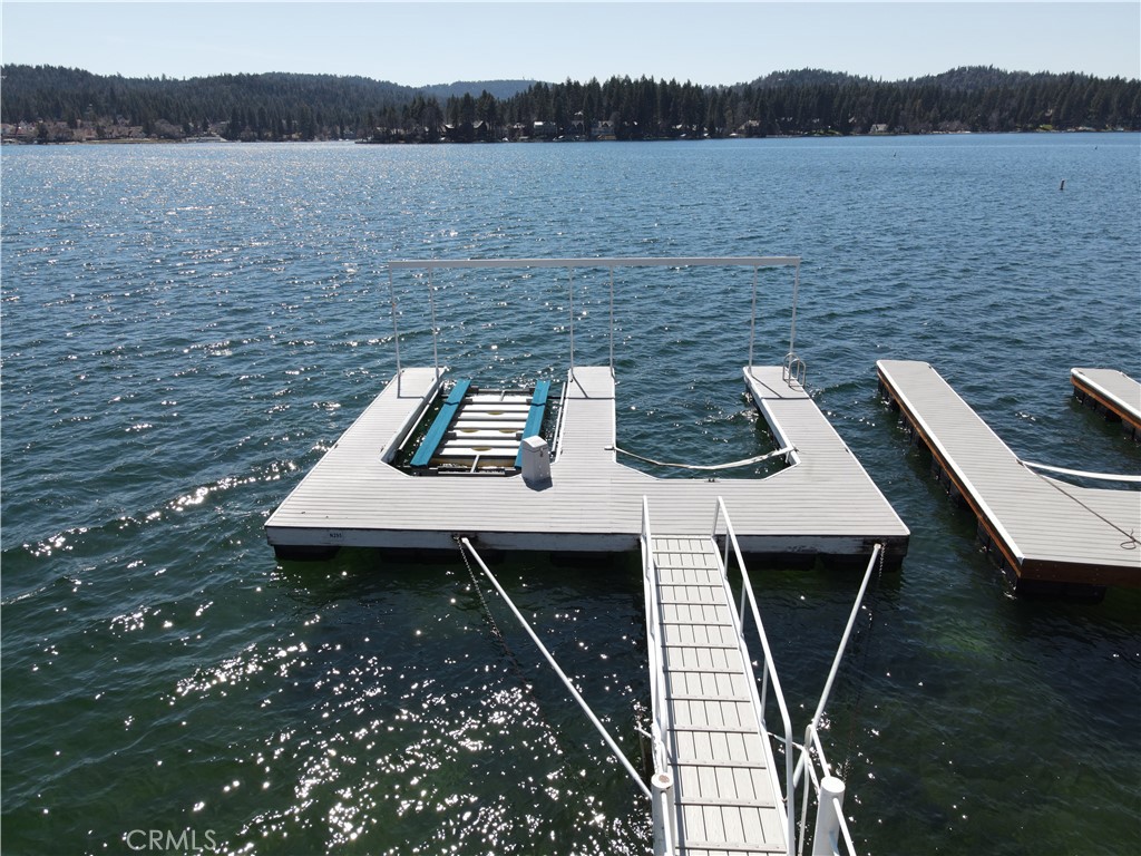 295 Dock N 295 B Property Photo 6