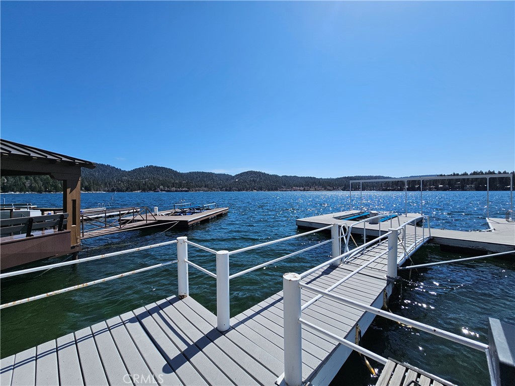 295 Dock N 295 B Property Photo 16