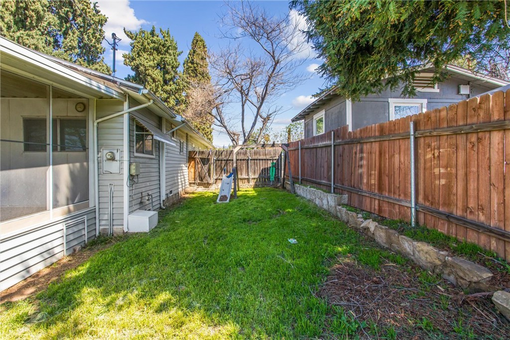 35155 Avenue C Property Photo 34