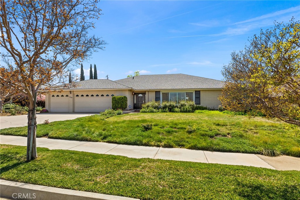 620 E Sunset Drive N Property Photo