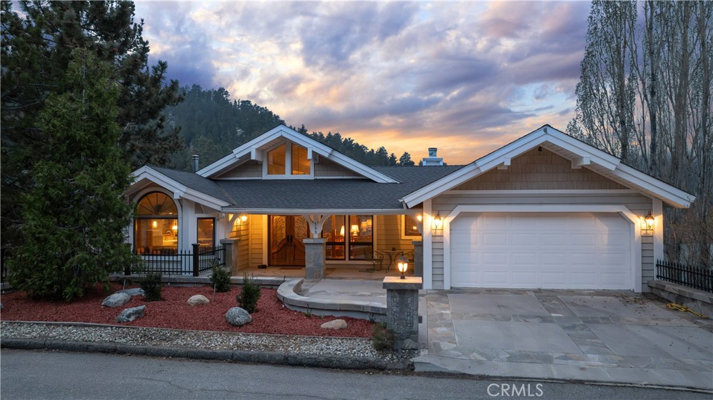 599 Cove Drive Property Photo 1