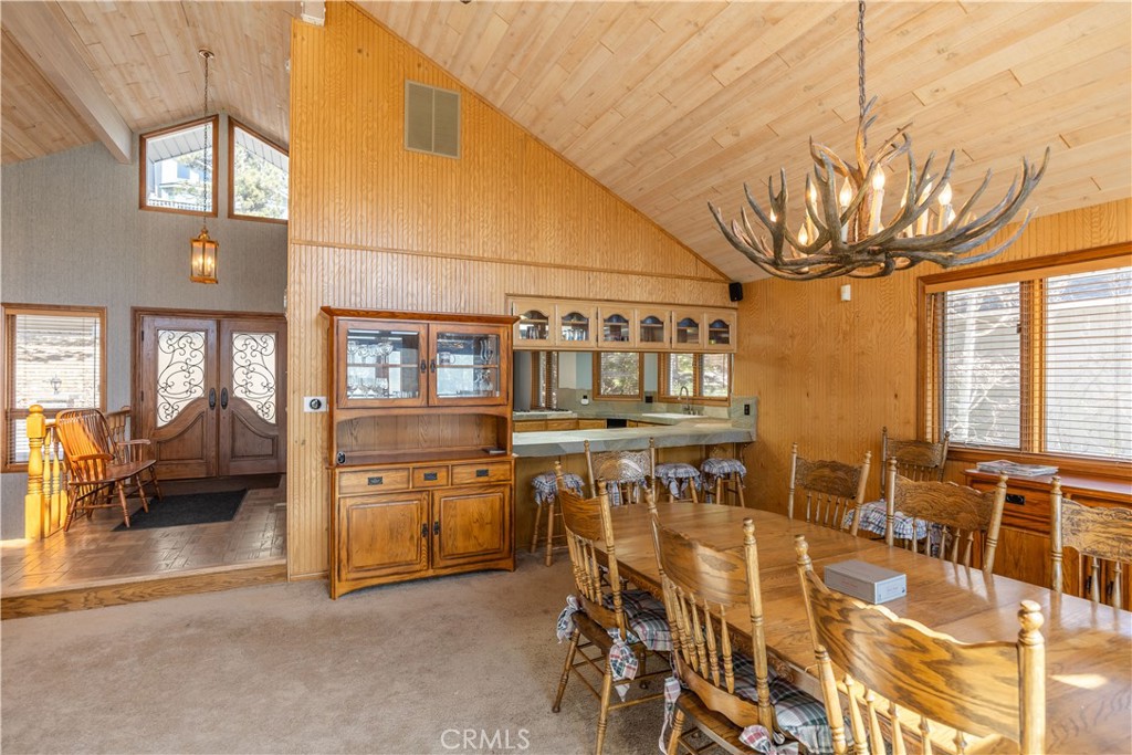 599 Cove Drive Property Photo 8