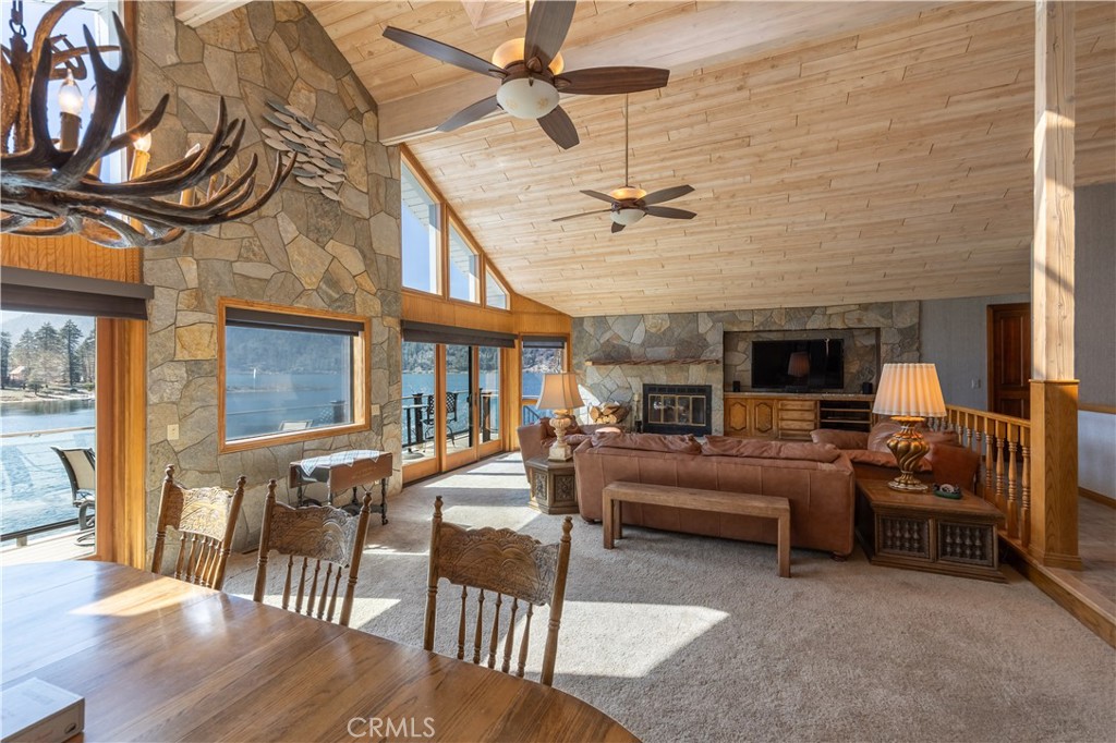599 Cove Drive Property Photo 15
