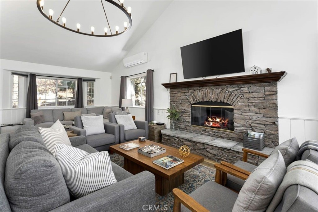 27613 Alpen Drive Property Photo 4