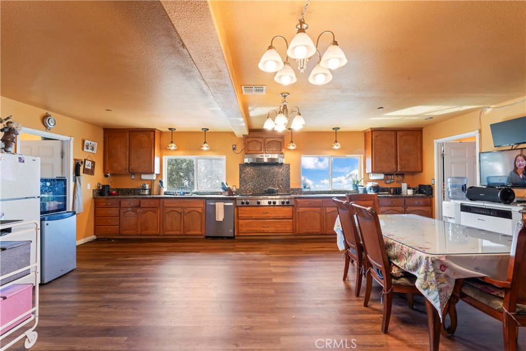 2745 Deer Creek Drive Property Photo 20