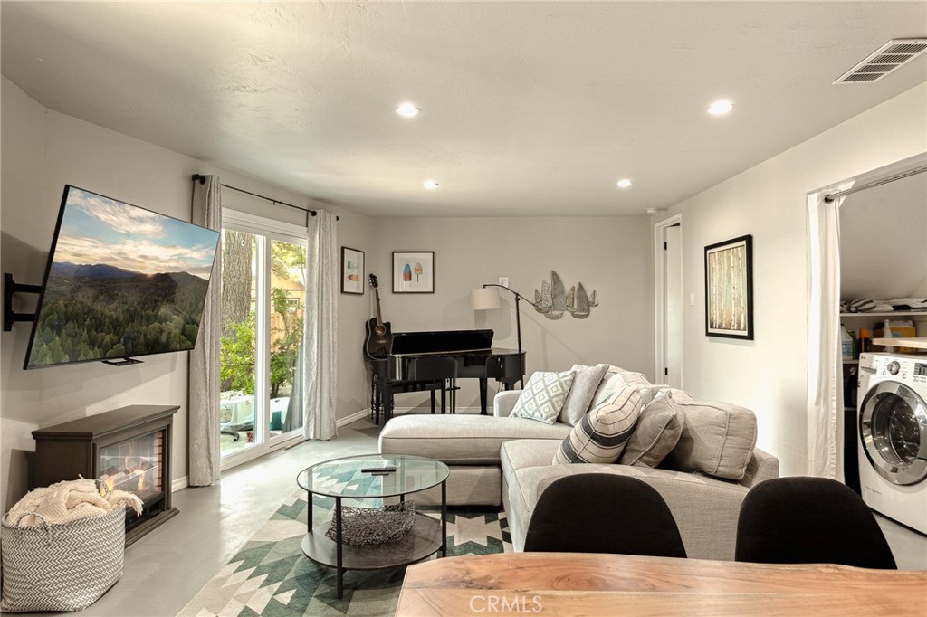 27482 Matterhorn Drive Property Photo 42