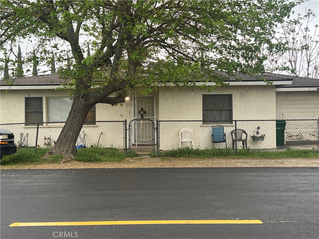 951 E 7th Street Property Photo 3