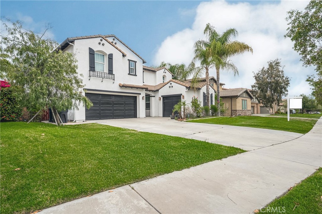 1639 Tivoli Street Property Photo 2