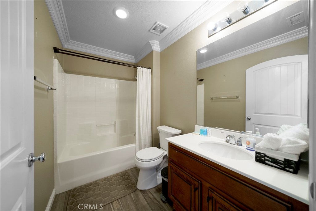 1639 Tivoli Street Property Photo 20