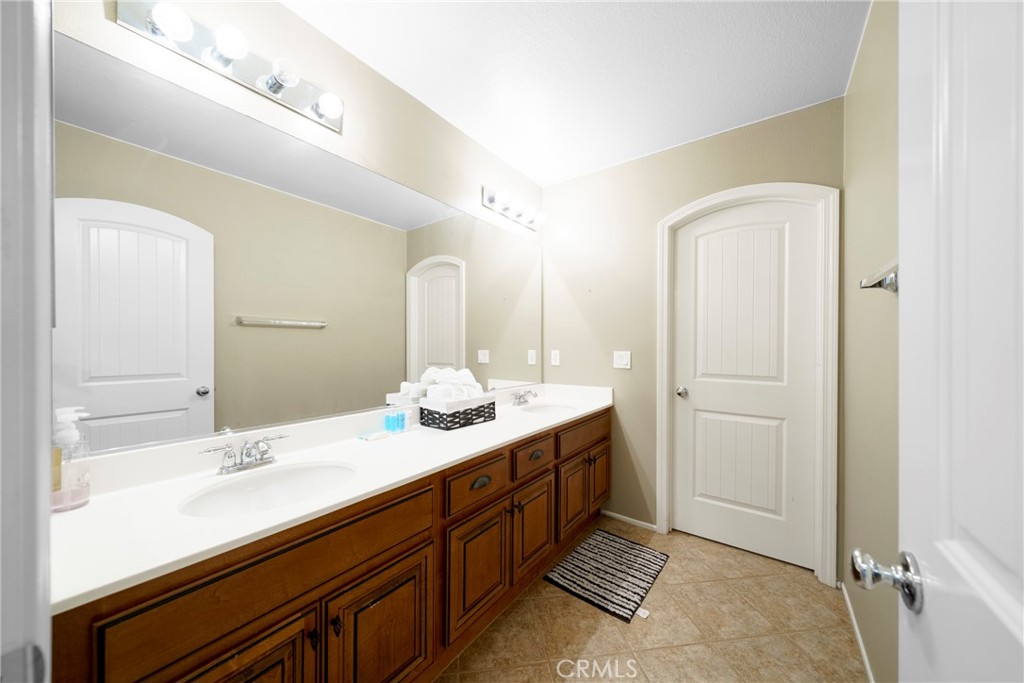 1639 Tivoli Street Property Photo 29