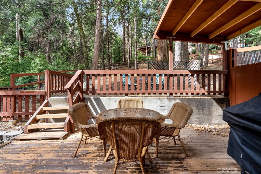 862 Strawberry Peak Road Property Photo 22