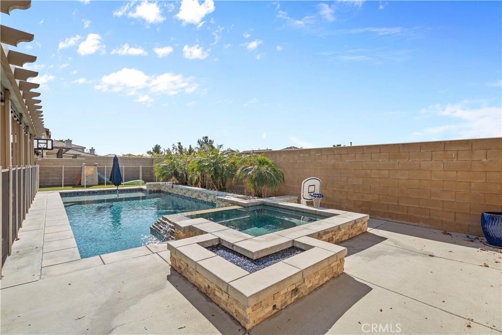 16321 Freesia Lane Property Photo 3