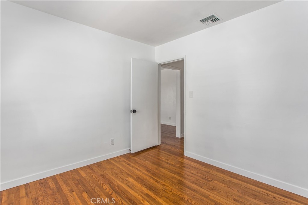 25556 Lynwood Drive Property Photo 17