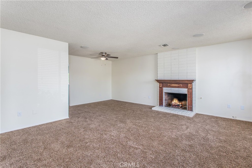 417 Lakeside Avenue Property Photo 5