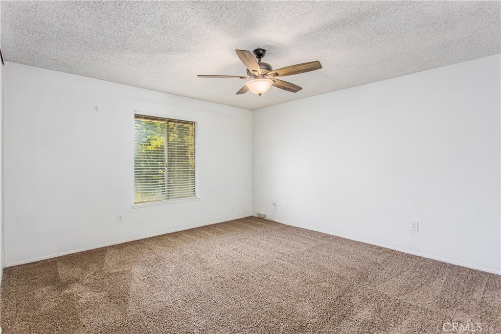 417 Lakeside Avenue Property Photo 16