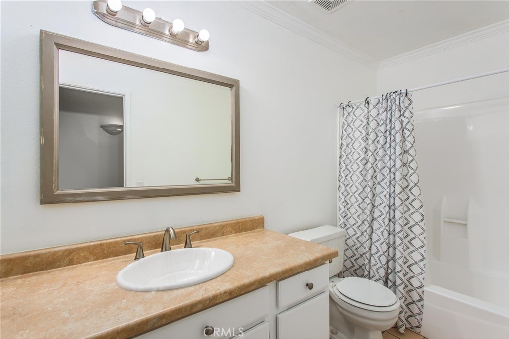 417 Lakeside Avenue Property Photo 17