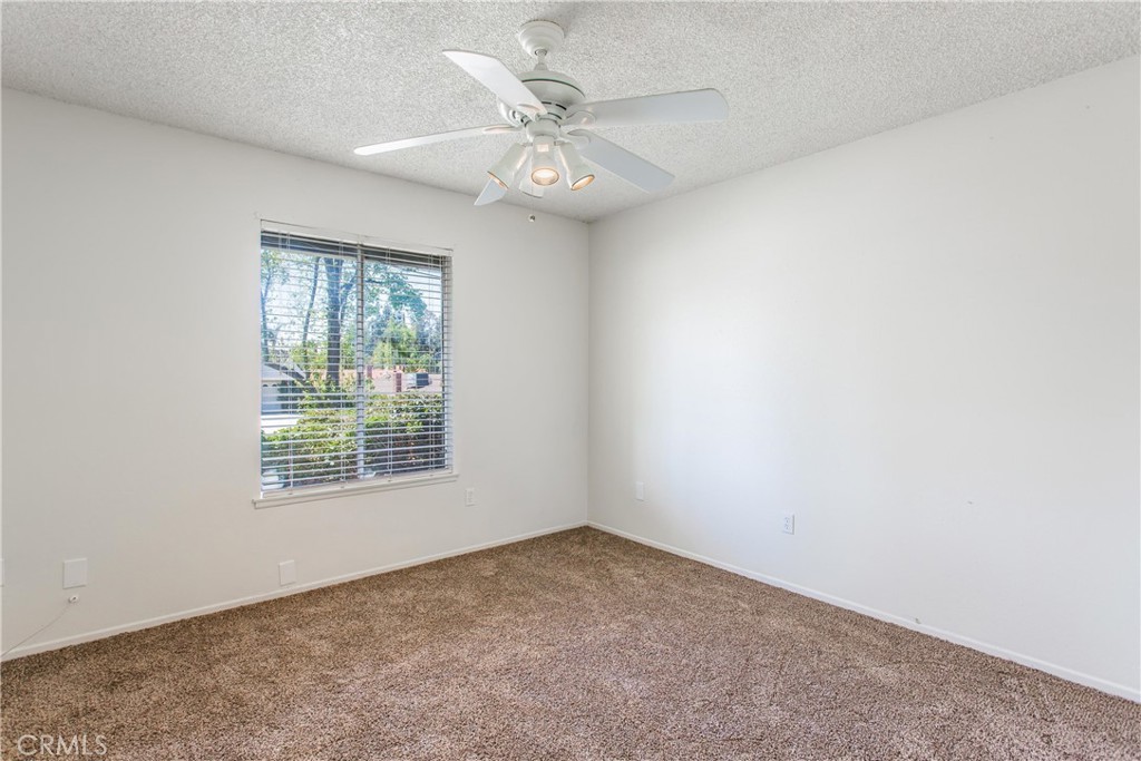 417 Lakeside Avenue Property Photo 19