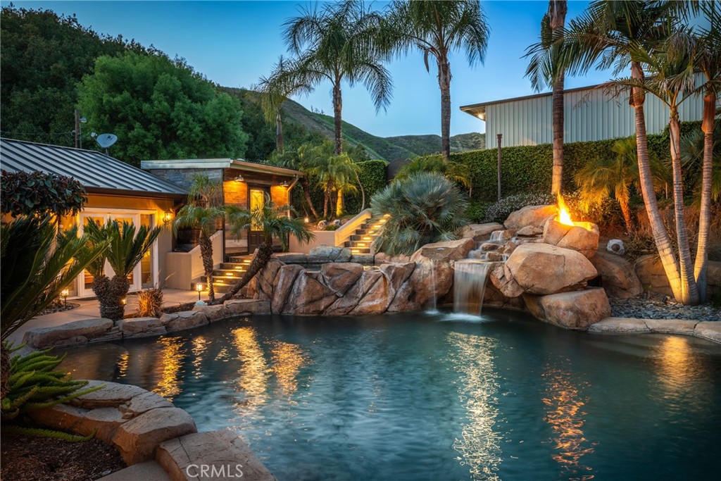 30452 Live Oak Canyon Road Property Photo 9