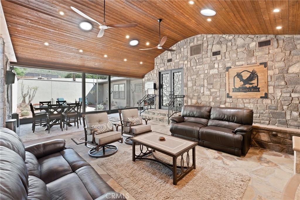 30452 Live Oak Canyon Road Property Photo 17