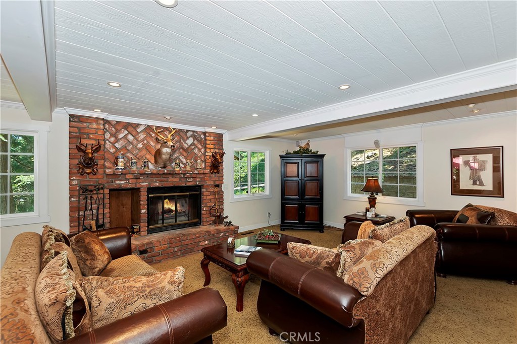 1208 Jungfrau Drive Property Photo 17