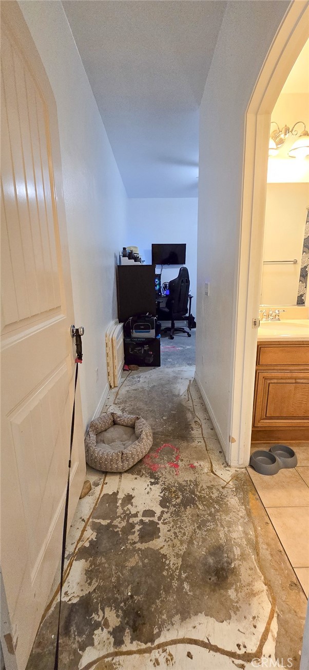 37280 Parkway Drive Property Photo 14