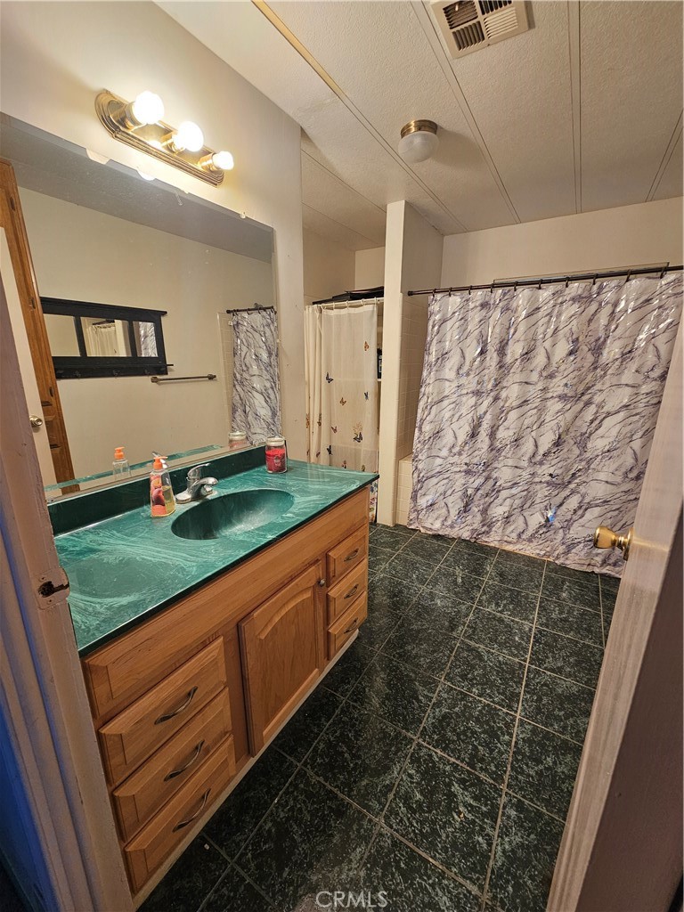 626 N Dearborn Street 201 Property Photo 7