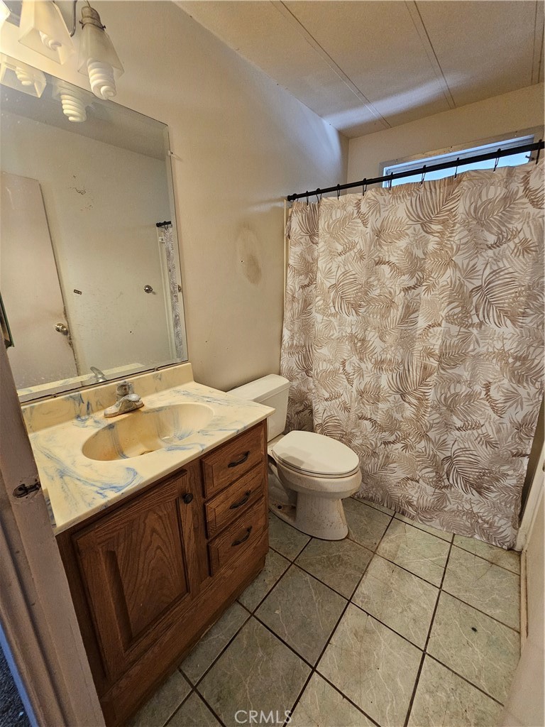 626 N Dearborn Street 201 Property Photo 24