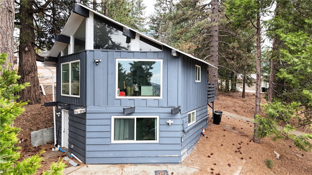 30904 Live Oak Drive Property Photo 1